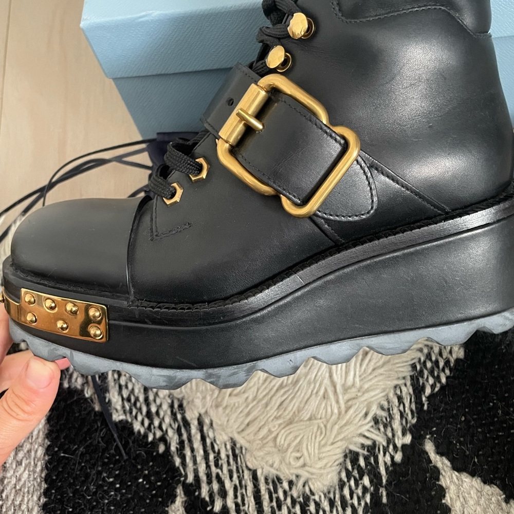 Prada Black Platform lace up boots 37.5 - Picture 5 of 15